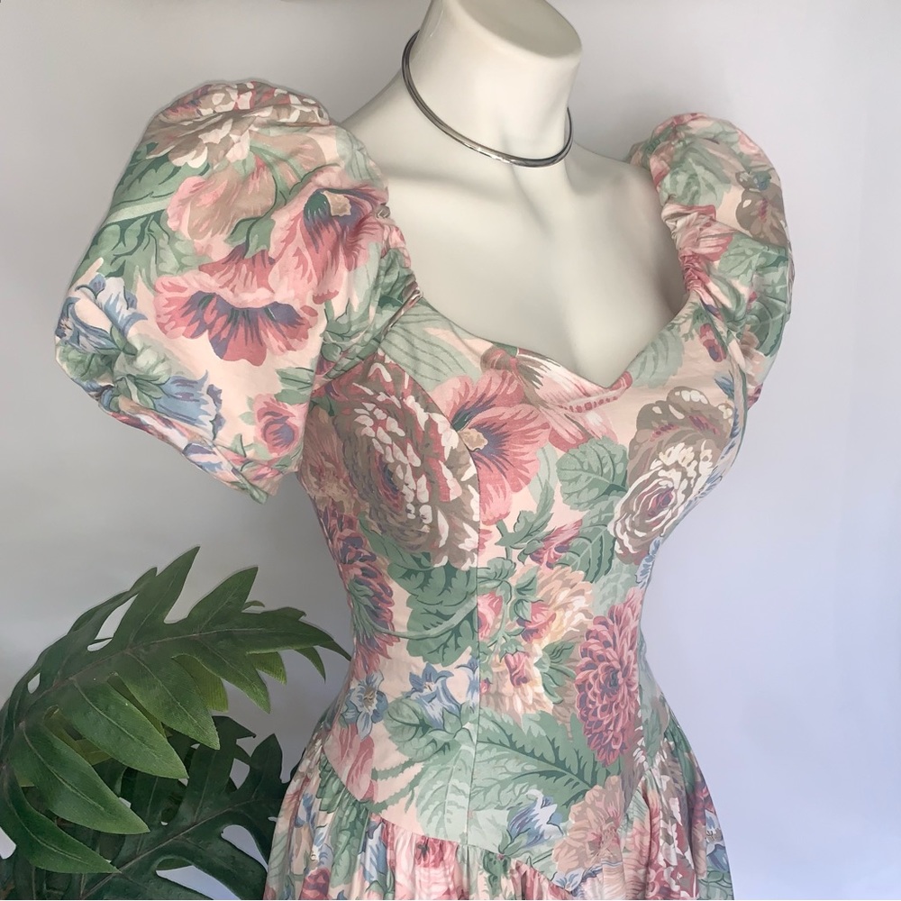 v i n t a g e : Floral Victorian Cottagecore Pastel Puff Sleeve Basque Dress - Picture 13 of 16